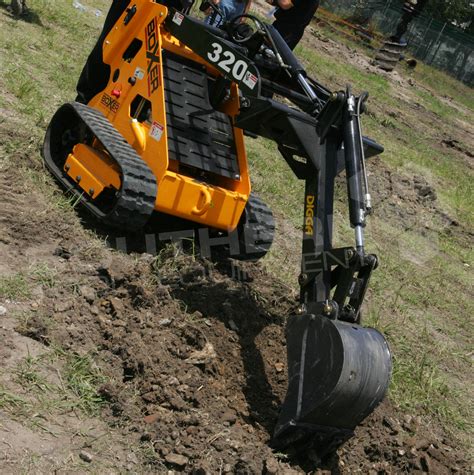 mini ditch digger|small ditch digging machine.